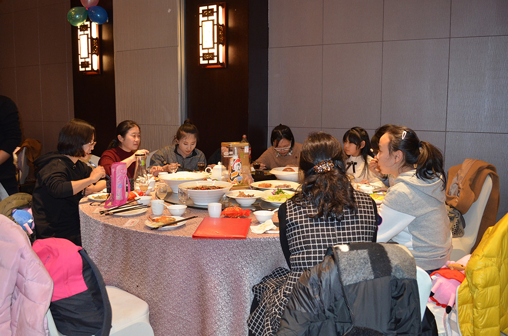 聚餐2.jpg